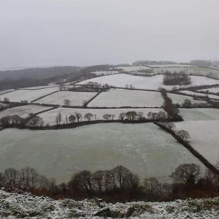 3 Bedroom Terrace Holiday Home Great Torrington Luaran gambar