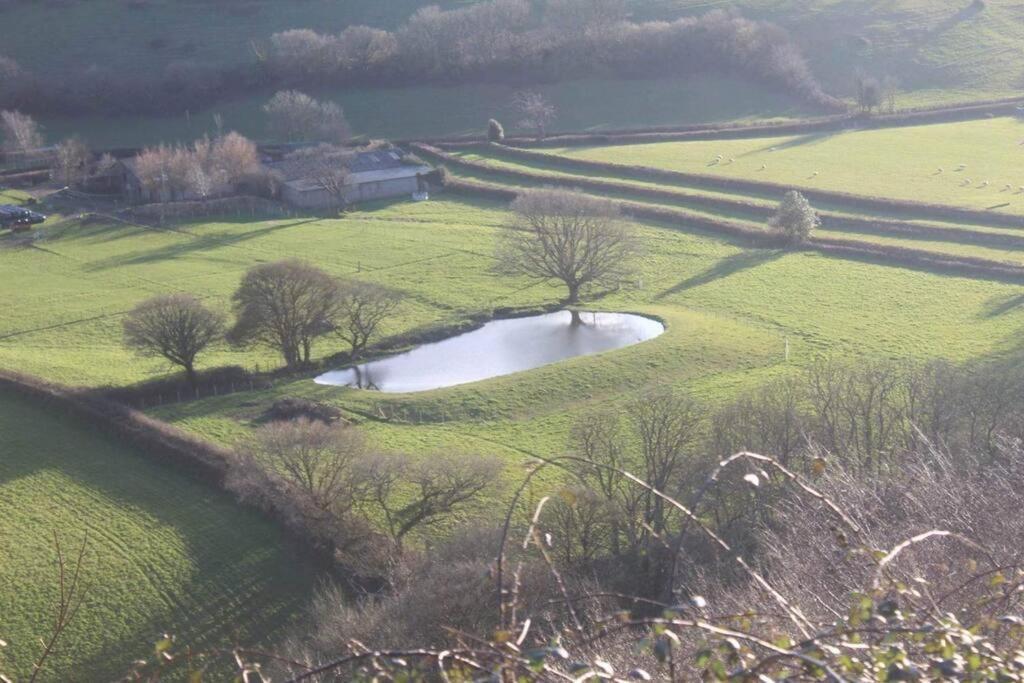 3 Bedroom Terrace Holiday Home Great Torrington Luaran gambar
